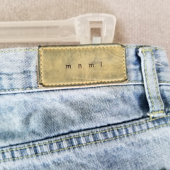 MNMI Light Wash Athletic Skinny Jeans - Picture 9 of 10